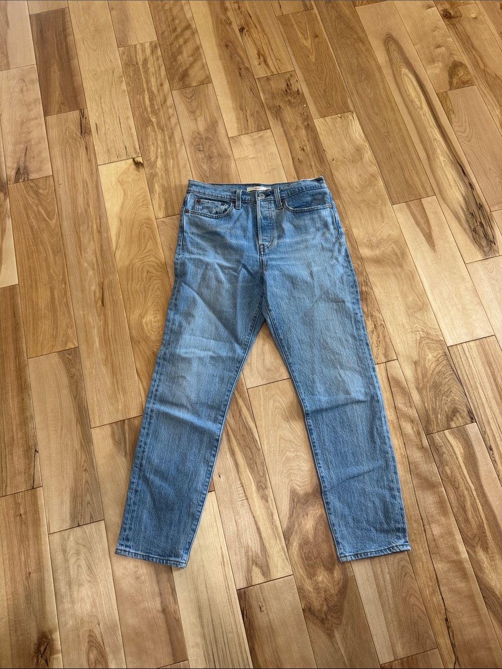 Levi’s Classic Women’s Light Blue Denim Jeans